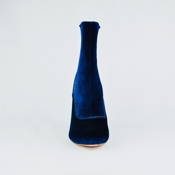 ⭐️ ROYAL BLUE VELVET CLEAR CHUNKY HEEL BOOTS - Picture 4 of 4